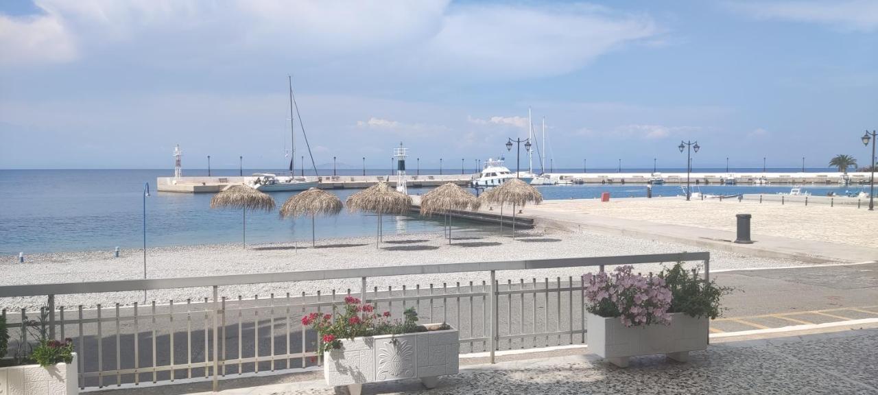 Tirós Hotel Blue Sea מראה חיצוני תמונה